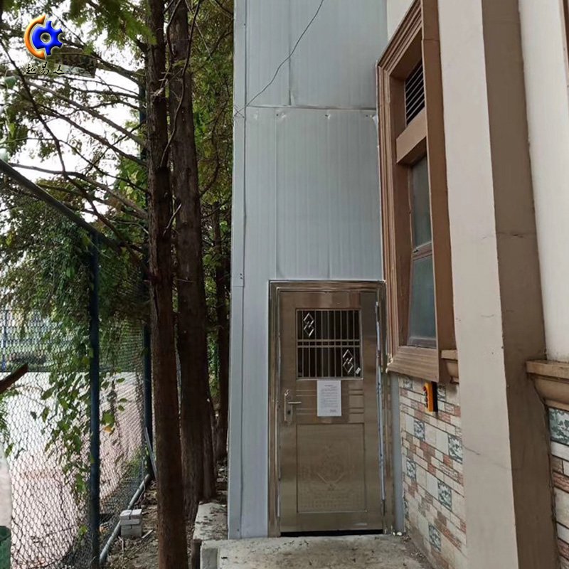 <b>潍坊客户安装的室外垂直无障碍别墅电梯</b>